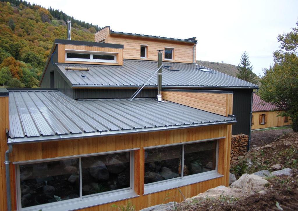 Aux 500 Diables Eco Lodge - Hotel Chambon-sur-Lac Εξωτερικό φωτογραφία